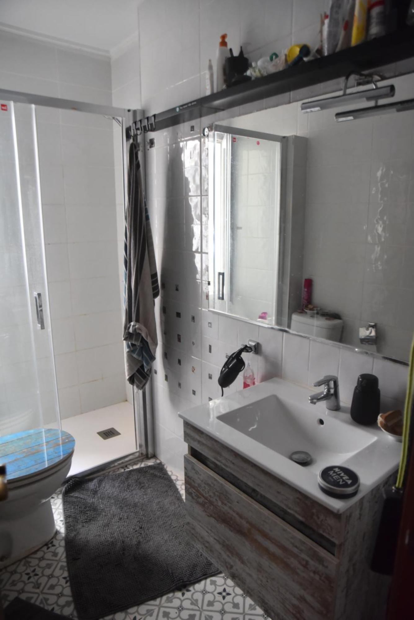Grosses Modernes Zimmer "Silber" Fuer 2 Personen Und Katzenliebhaber Valenza Esterno foto